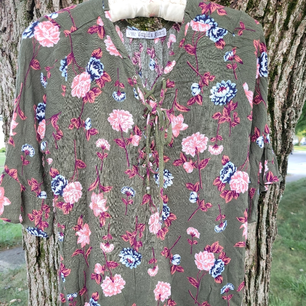 Blouse floral by Cupids Diary, sz L